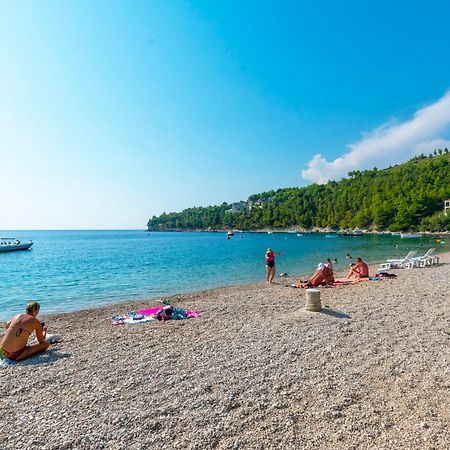 Apartments Ana - Free Parking Stanici Екстер'єр фото