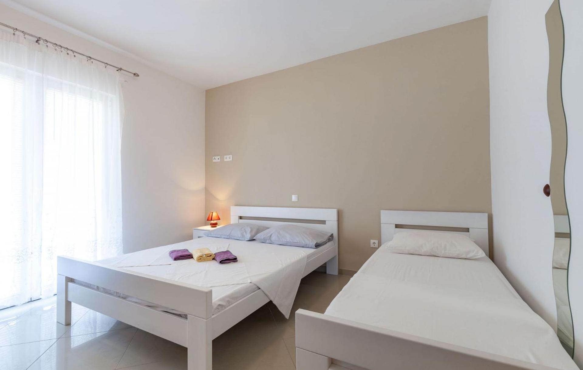 Apartments Ana - Free Parking Stanici Екстер'єр фото